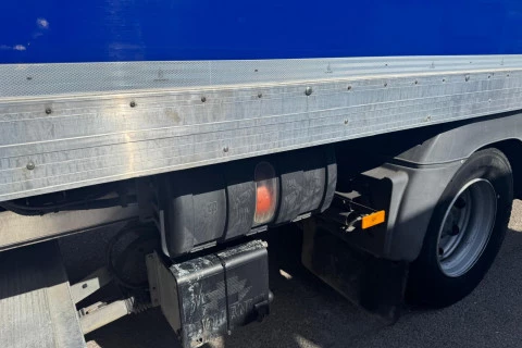 Mercedes-Benz Atego 1218  L