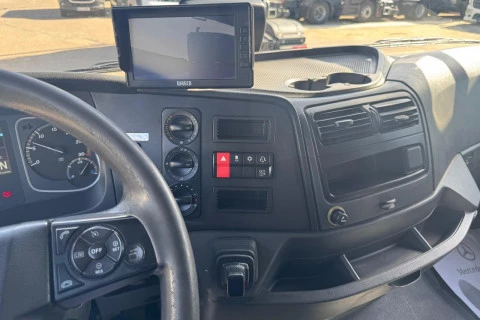 Mercedes-Benz Atego 1218  L