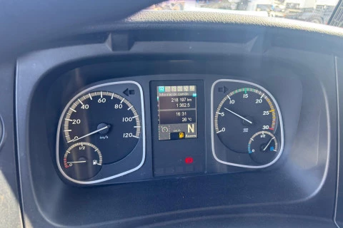 Mercedes-Benz Atego 1218  L