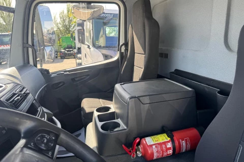 Mercedes-Benz Atego 1218  L
