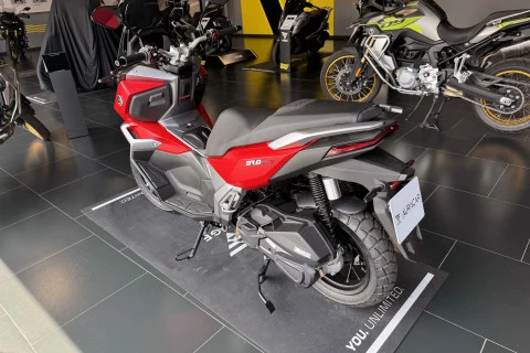 Voge SR1 ADV ROJA