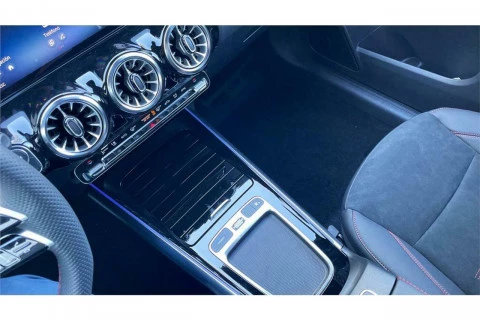 Mercedes-Benz GLA GLA 200 D