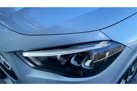 Mercedes-Benz GLA GLA 200 D