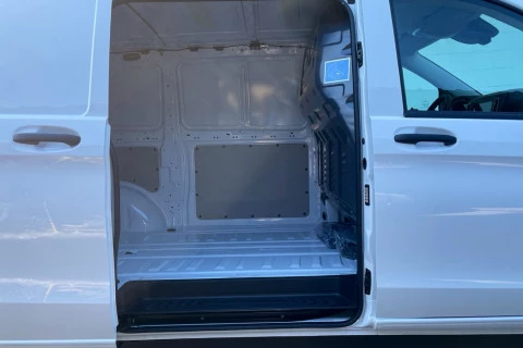 Mercedes-Benz eVito eVito 112 Furgón Larga