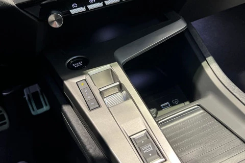 Peugeot 308 5P GT BlueHDi 130 S&S EAT8