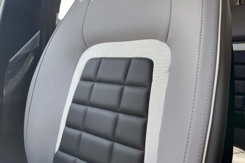 Citroën C4 Hybrid 145 ë-DCS6 Business Edition