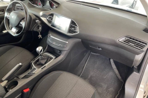 Peugeot 308 5p Style 1.2 PureTech 81KW (110CV)