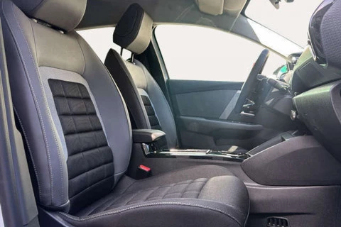 Citroën C4 Hybrid 145 ë-DCS6 Collection