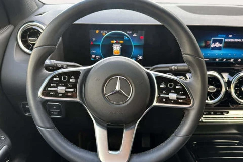 Mercedes-Benz GLA GLA 200 D