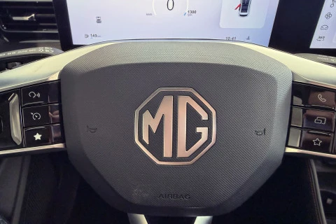 MG HS 1.5T MANUAL LUXURY