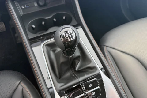 MG HS 1.5T MANUAL LUXURY