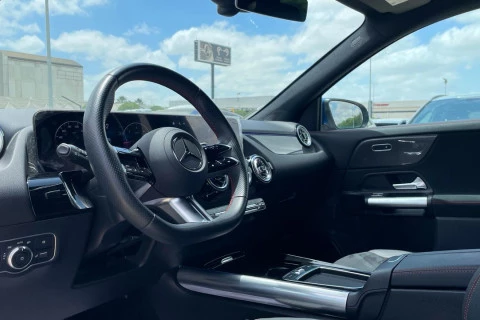 Mercedes-Benz GLA GLA 200 D