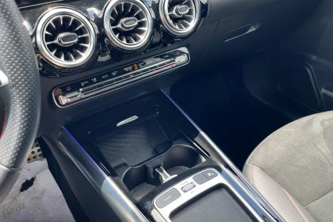 Mercedes-Benz GLA GLA 200 D