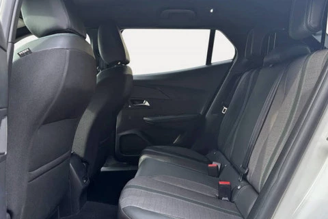 Peugeot 2008 Allure Puretech 100 S&S 6 Vel. MAN