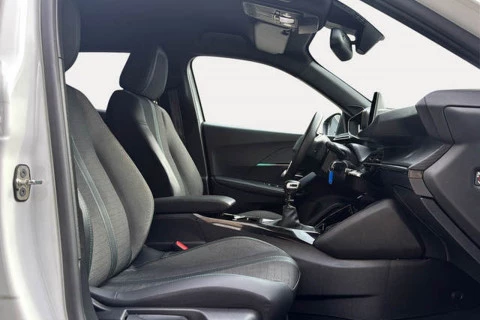 Peugeot 2008 Allure Puretech 100 S&S 6 Vel. MAN