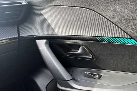 Peugeot 2008 Allure Puretech 100 S&S 6 Vel. MAN