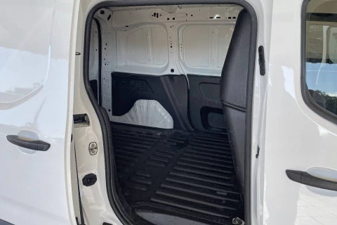 Peugeot Partner Pro Standard 600kg BlueHDi 73kW