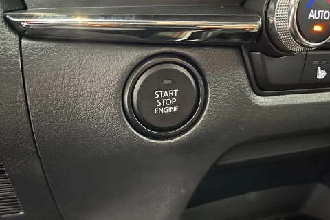 Mazda CX-30 e-SKYACTIV G Homura