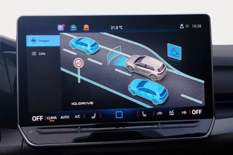 Volkswagen Golf R-Line 2.0 TDI 110 kW (150 CV) DSG