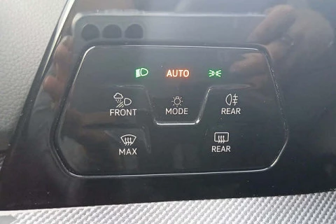 Volkswagen Golf R-Line 2.0 TDI 110 kW (150 CV) DSG