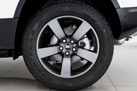 Land Rover Defender 110 3.0D I6 MHEV S 4WD Auto 183 kW (249 CV)