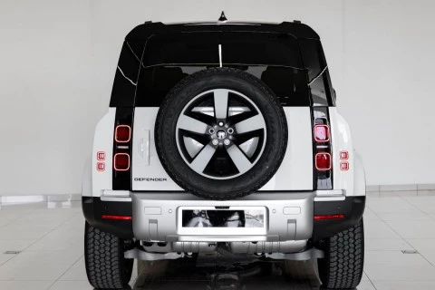 Land Rover Defender 110 3.0D I6 MHEV S 4WD Auto 183 kW (249 CV)