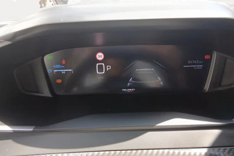 Peugeot 2008 Allure Hybrid eDCS6 107 kW (145 CV)