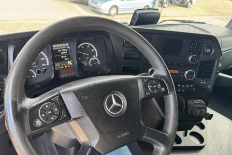 Mercedes-Benz Arocs 1848 LS