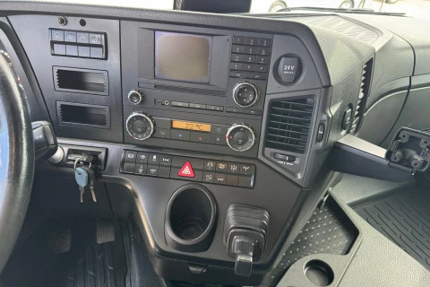 Mercedes-Benz Arocs 1848 LS