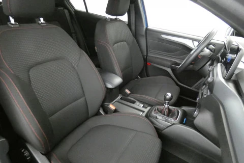 Ford Focus   1.0 Ecoboost MHEV ST-Line Style SIP 125