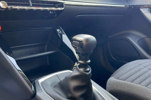 Peugeot 2008 Puretech 100 S&S Active Pack 75 kW (100 CV)