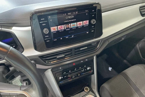 Volkswagen T-Roc Life 1.5 TSI 110kW (150CV)