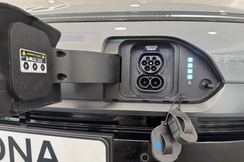 Hyundai Kona EV 150kW 65kWh N Line