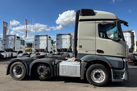 Mercedes-Benz Actros 2543 LS