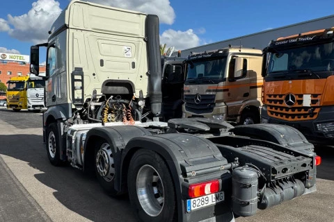 Mercedes-Benz Actros 2543 LS