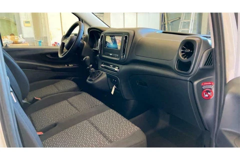 Mercedes-Benz Vito 110 CDI FURGON BASE