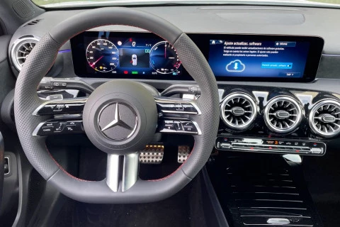 Mercedes-Benz Clase A A 250 e con tecnología híbrida EQ