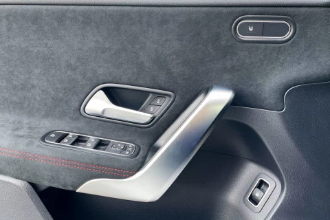 Mercedes-Benz Clase A A 250 e con tecnología híbrida EQ