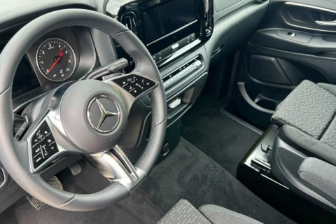 Mercedes-Benz Vito 114CDI AT 100kW Tourer Select Larga