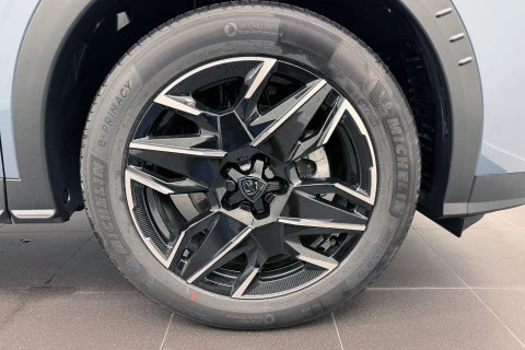 Peugeot 3008 Hybrid 1.2 107KW Allure eDCS6