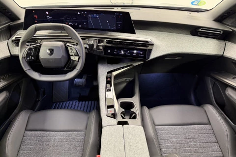 Peugeot 3008 Hybrid 1.2 107KW Allure eDCS6