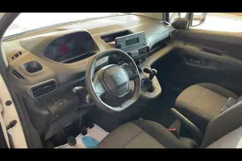 Peugeot Partner Pro Standard 600kg BlueHDi 55kW