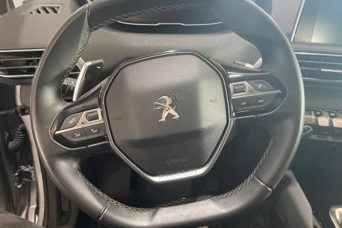 Peugeot 3008 1.2 PURETECH 96KW (130CV) ALLURE EAT8