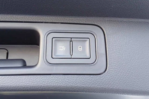 BYD SEAL U DM-i Comfort 160 kW (218 CV)