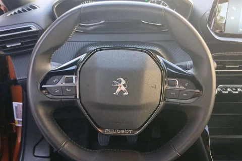 Peugeot 2008 Active Pack Puretech 100 S&S 6 Vel. MAN