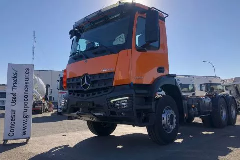 Mercedes-Benz Arocs 3340