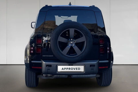 Land Rover Defender 3.0D I6 MHEV X-Dynamic SE 4WD AT 183 kW (249 CV)