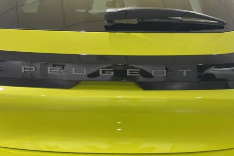 Peugeot 208 Allure Puretech 100