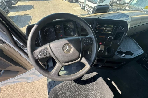 Mercedes-Benz Actros 1851 LS
