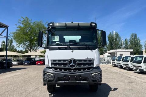 Mercedes-Benz Arocs 3240 B